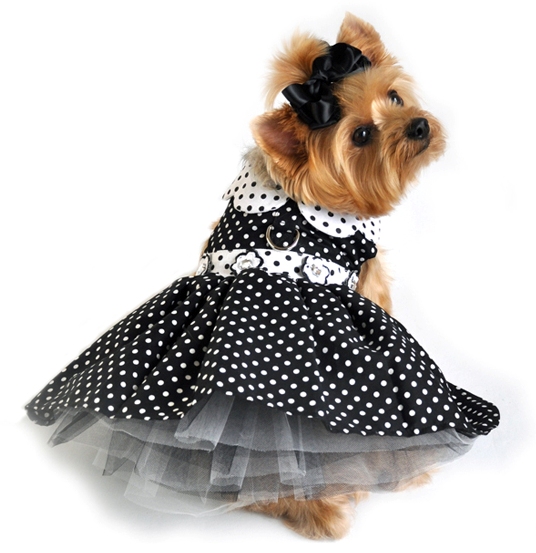 Doggie Design - This Polka Dot Dog Dress is great year round for parties. Features floral buttons with rhinestone centers at the waist. Tulle lining under skirt makes a fuller and fashionable look. Comes with a Re-enforced D-Ring and heavy duty hook and loop closures. Made with Cotton/Poly Blend Fabric. 